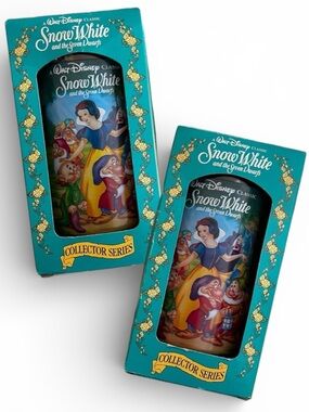 TWO Vintage 1994 Disney SNOW WHITE Collector Series Cup Burger King promo NEW